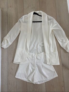 White Open-Front Blazer with Matching Shorts - Women's Suit Set